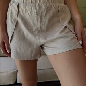 Women's Cream Shorts